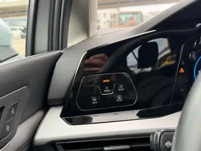 VW Golf 1.5 TSI ACT Style — Berline dynamique, expertise certifiée et garantie 2 ans — Miniature 12