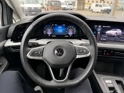 VW Golf 1.5 TSI ACT Style — Berline dynamique, expertise certifiée et garantie 2 ans — Miniature 15