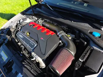 Audi RS3 2.5 T FSI Quattro — Berline sportive 400 ch, Facelift sans filtre à particules — Detail