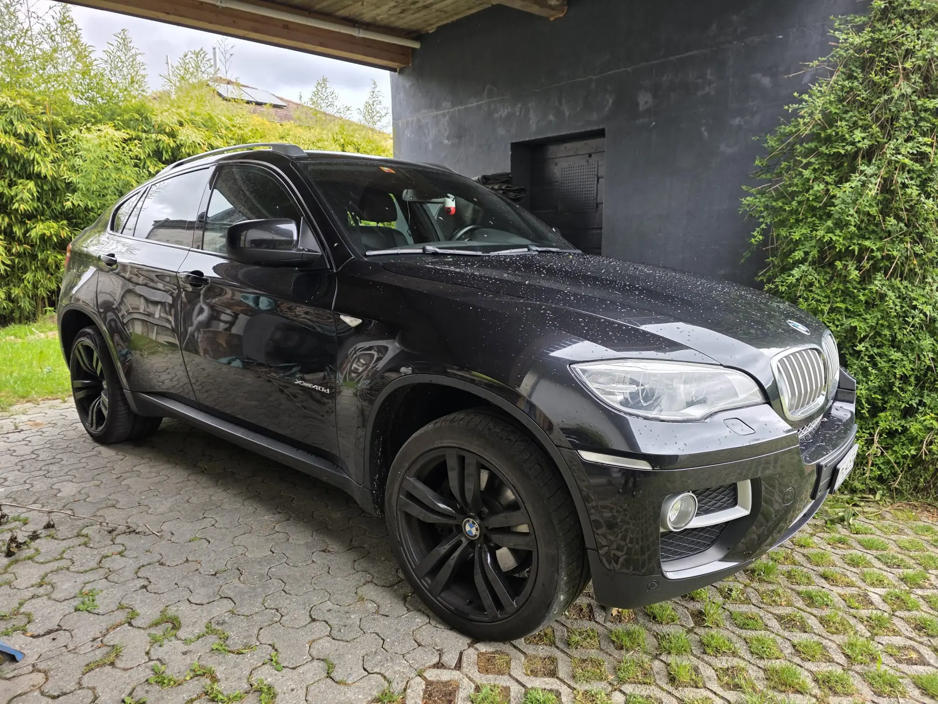 BMW X6 xDrive 40d — SUV coupé premium, 306 ch diesel, finition noir intégral