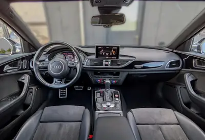Audi S6 Avant 4.0 TFSI V8 — Berline sportive all-wheel drive, 450 ch garantis — Miniatura 8