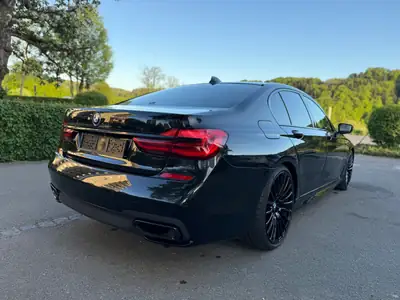 BMW 740d xDrive — Berline de prestige diesel, état impeccable et équipement complet — interior