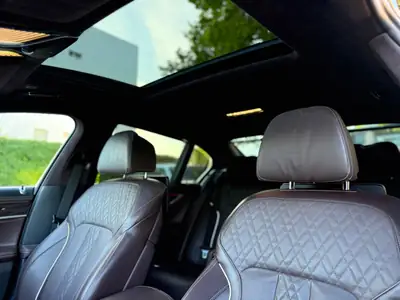 BMW 740d xDrive — Berline de prestige diesel, état impeccable et équipement complet — Thumbnail 9