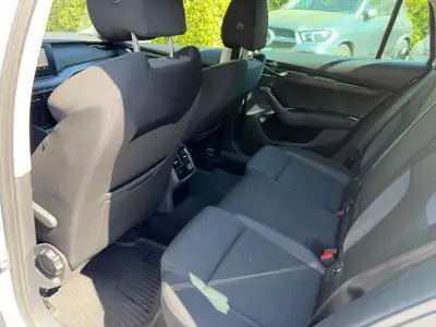 Skoda Octavia Combi 1.5 TSI mHEV — Hybride écologique, 77 000 km, grand coffre — Miniatur 13