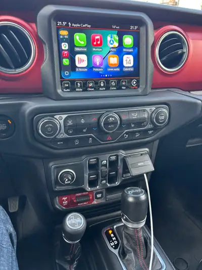 Jeep Wrangler 2.0 Turbo Rubicon Unlimited — 4x4 légendaire, faible kilométrage — Armaturenbrett