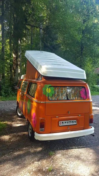 VW T2 Westfalia 1974 — L'icône du camping-car vintage, moteur essence fiable — Miniatur 9