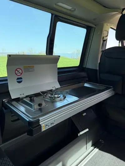 VW T6.1 California Beach — Camping-car 4x4 premium, batterie auxiliaire intégrée — Miniatura 8