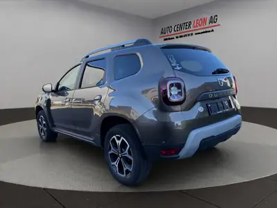 Dacia Duster SCe 115 Comfort 4x2 — SUV fiable, entretien assuré, sans sinistre — interior