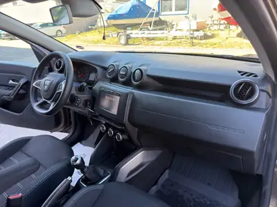 Dacia Duster SCe 115 Comfort 4x2 — SUV fiable, entretien assuré, sans sinistre — Thumbnail 20