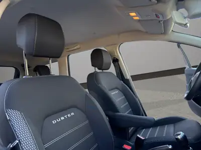 Dacia Duster SCe 115 Comfort 4x2 — SUV fiable, entretien assuré, sans sinistre — Thumbnail 19