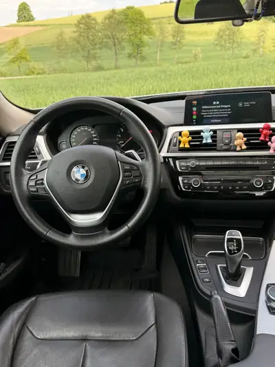 BMW 320i xDrive Gran Turismo — Spacieux, performant, première main avec 70'000 km — Miniatura 14