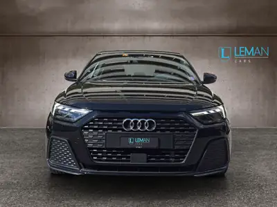 Audi A1 Sportback 30 TFSI S Line — Citadine dynamique, première main, faible kilométrage — côté