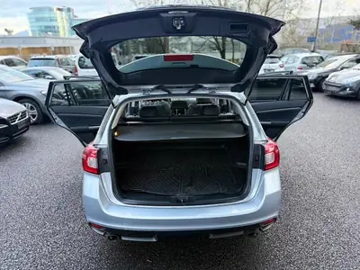 Subaru Levorg 1.6DIT Luxury S AWD — Break polyvalent, traction intégrale et fiabilité nippone — Miniature 7