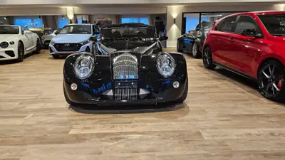 Morgan Aero 8 4.8L V8 — Cabriolet de collection, 4900 km, état impeccable — Armaturenbrett