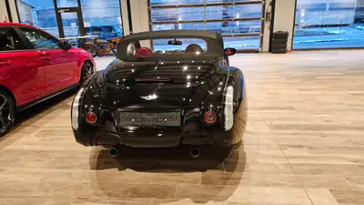 Morgan Aero 8 4.8L V8 — Cabriolet de collection, 4900 km, état impeccable — Miniatur 12