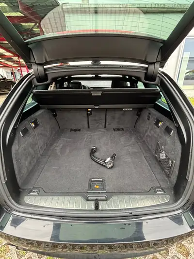 BMW 530i Touring — Élégance et polyvalence, moteur 272 ch fiable — détail