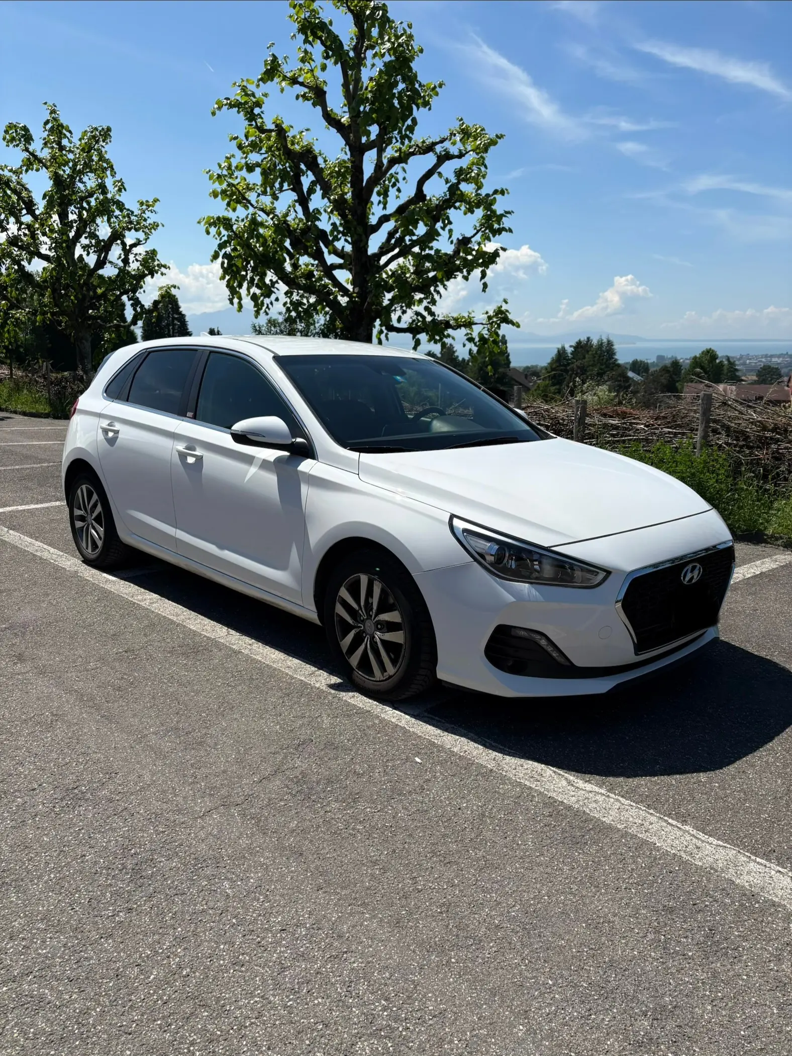 Hyundai i30 1.4 T-GDi Amplia — Compacte dynamique, 47'000 km seulement