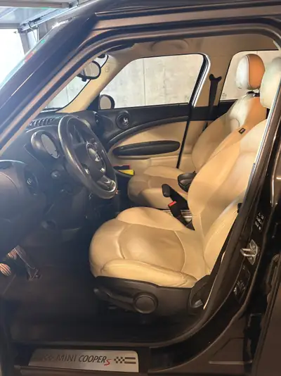 MINI Countryman Cooper S ALL4 — SUV compact sportif, 4 roues motrices, 190 ch — Seitenansicht