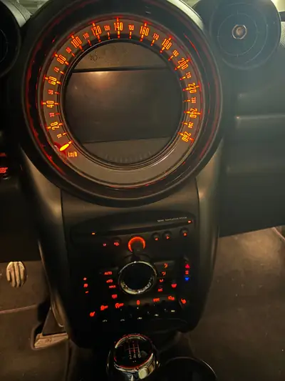 MINI Countryman Cooper S ALL4 — SUV compact sportif, 4 roues motrices, 190 ch — Detail