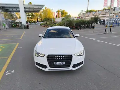 Audi A5 Sportback 2.0 TFSI Quattro — Berline sportive allemande, 211 ch et transmission S-Tronic — Miniatura 9