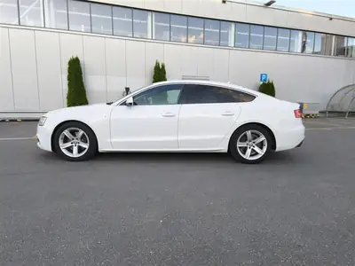 Audi A5 Sportback 2.0 TFSI Quattro — Berline sportive allemande, 211 ch et transmission S-Tronic — Miniatura 10