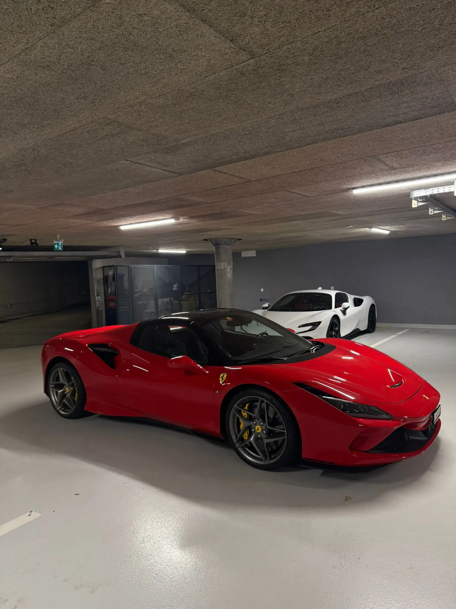 Ferrari F8 Spider 2021 — Cabriolet légendaire, 720 ch et 49'000 km seulement