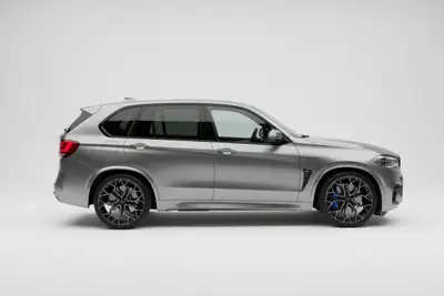 BMW X5M Steptronic — SUV haute performance 575 ch, frais de révision inclus — detail