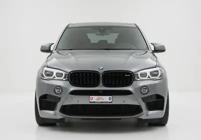 BMW X5M Steptronic — SUV haute performance 575 ch, frais de révision inclus — Thumbnail 8