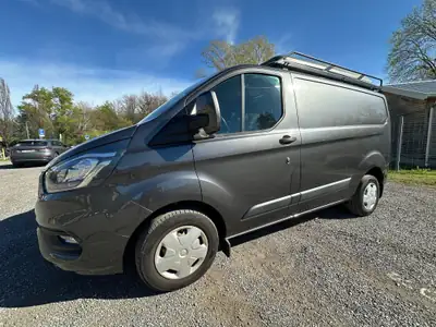 Ford Transit Custom 2.0 TDCi 130 — Utilitaire fiable, 68 000 km, diesel économique — vue extérieure