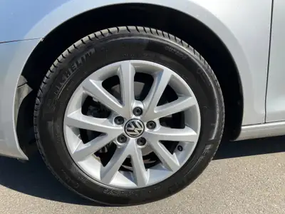 VW Golf Variant 1.4 TSI Team DSG7 — Monospace polyvalent, sans accident, 138'000 km — Miniatur 9