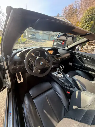 BMW M6 Cabriolet — 507 ch, transmission sport, état impeccable — Miniature 8