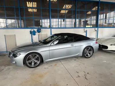 BMW M6 Cabriolet — 507 ch, transmission sport, état impeccable — Miniature 11