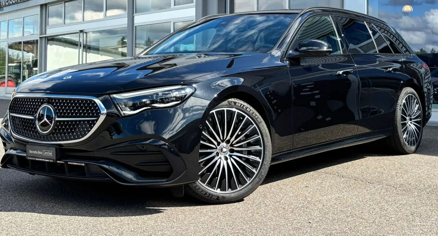 Mercedes-Benz E 300 de AMG Line 4Matic — Monospace hybride rechargeable, 26'000 km seulement