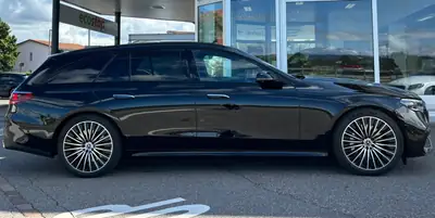 Mercedes-Benz E 300 de AMG Line 4Matic — Monospace hybride rechargeable, 26'000 km seulement — Thumbnail 10