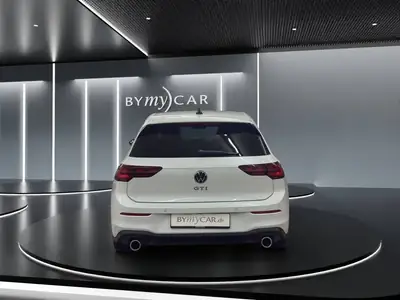 VW Golf 2.0 TSI GTI DSG — Performance 245 ch, transmission automatique, très peu roulée — Armaturenbrett