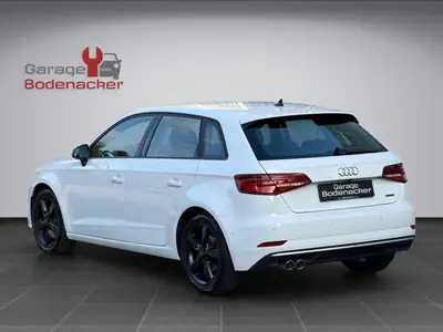 Audi A3 Sportback 40 TDI — Diesel puissant, équipements premium, 82 500 km — interior