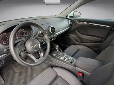 Audi A3 Sportback 40 TDI — Diesel puissant, équipements premium, 82 500 km — Thumbnail 10