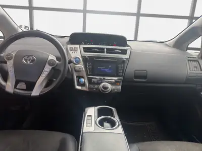 Toyota Prius+ 1.8 VVT-i HSD Premium — Monospace hybride 7 places, consommation ultra-basse — Thumbnail 12