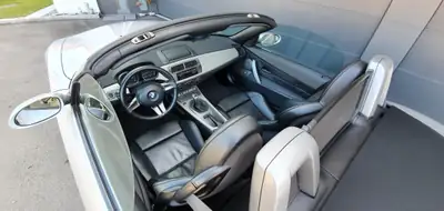 BMW Z4 3.0i — Roadster sportif d'exception, impeccable depuis l'origine — Miniatur 7