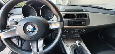 BMW Z4 3.0i — Roadster sportif d'exception, impeccable depuis l'origine — Miniatur 8