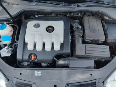 VW Golf 2.0 TDI Comfortline — Diesel économe, entretien à jour, 3 portes pratiques — Thumbnail 11