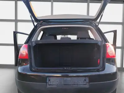 VW Golf 2.0 TDI Comfortline — Diesel économe, entretien à jour, 3 portes pratiques — Thumbnail 12
