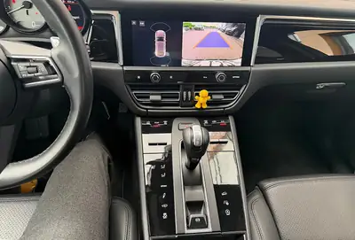 Porsche Macan 2.9 V6 S — SUV sportif 380 ch, toit panoramique, peu kilométré — side view