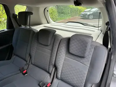 Renault Scénic 2.0 16V Privilège — Monospace spacieux, boîte automatique CVT, 177'000 km — Miniature 11