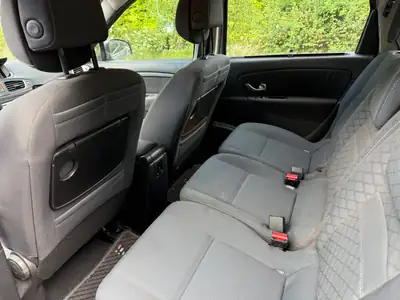 Renault Scénic 2.0 16V Privilège — Monospace spacieux, boîte automatique CVT, 177'000 km — Miniature 12