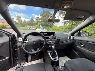 Renault Scénic 2.0 16V Privilège — Monospace spacieux, boîte automatique CVT, 177'000 km — Miniature 13