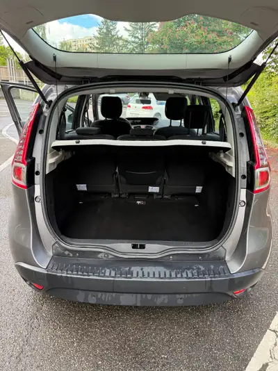 Renault Scénic 2.0 16V Privilège — Monospace spacieux, boîte automatique CVT, 177'000 km — Miniature 15