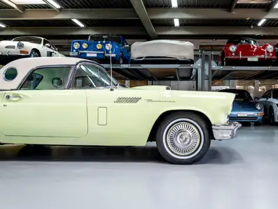 Ford Thunderbird 5.2L V8 245 PS — Cabriolet vintage américain mythique de 1957 — Miniature 11
