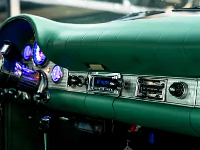 Ford Thunderbird 5.2L V8 245 PS — Cabriolet vintage américain mythique de 1957 — Miniature 20
