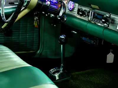 Ford Thunderbird 5.2L V8 245 PS — Cabriolet vintage américain mythique de 1957 — Miniature 21